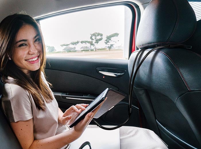 Zur Kategorie AUTO HALTER wechseln