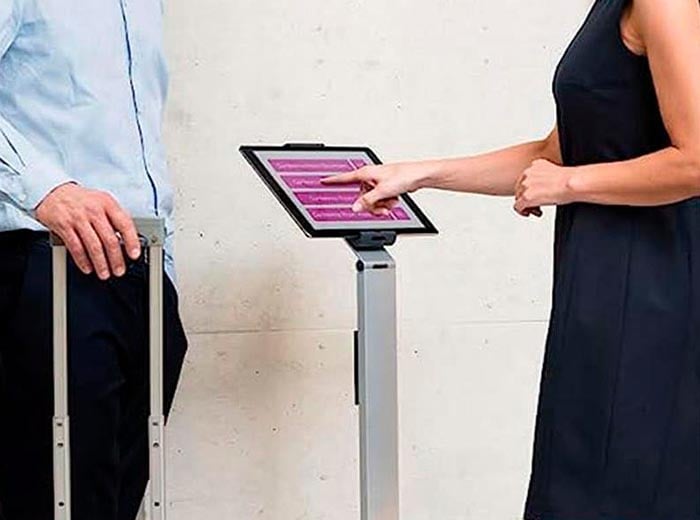 Zur Kategorie BODENSTÄNDER wechseln