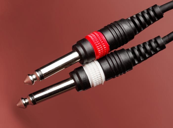 Zur Kategorie AUDIO KABEL & ADAPTER wechseln