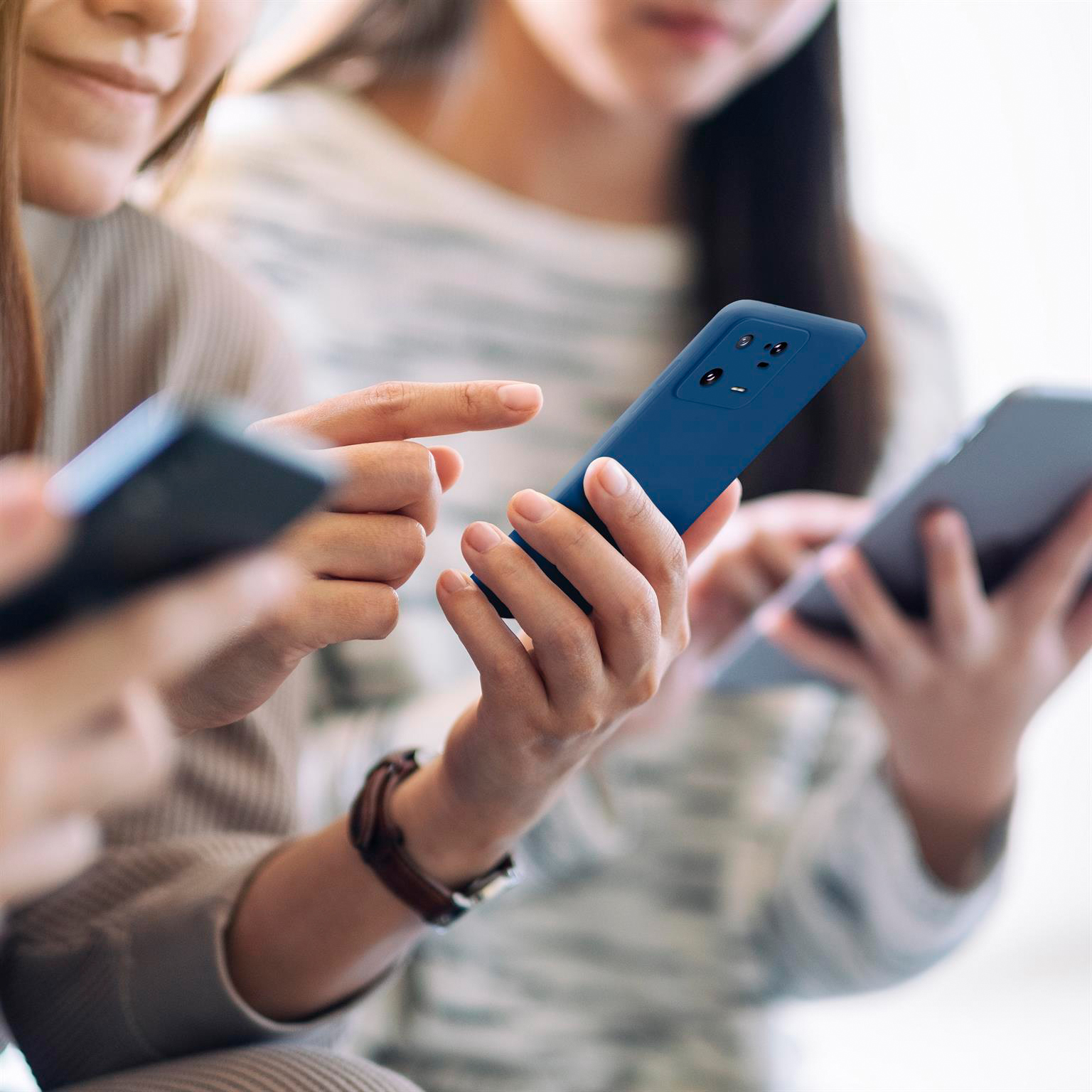 ONEFLOW Soft Case Xiaomi 13 Pro mit Kameraschutz – Weiteres Produktbild 6