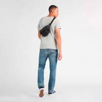 Eastpak Doggy Bag – Gürteltasche mit 3 Fächern und verstellbarem Hüftgurt