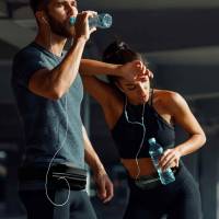 moex Easy Bag für OnePlus Open – Handy Laufgürtel zum Joggen, Fitness Sport Lauftasche