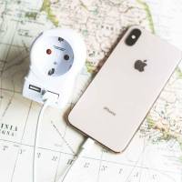SKROSS Reiseadapter – Europa auf USA (Typ B) für Smartphones und andere Geräte, Länderreise-Serie, mit 2x USB